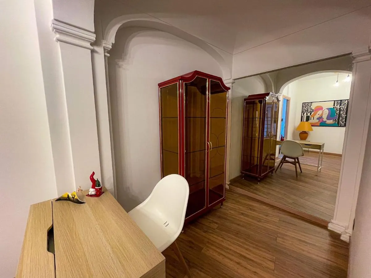 Napoli Emozionale - Vespucci Hotel 0*, Naples Italy